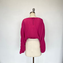 Charger l&#39;image dans la galerie, Blouse rose Finders Keepers
