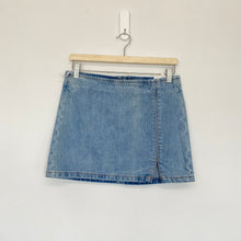 Charger l&#39;image dans la galerie, Jupe Denim Forum Aritzia
