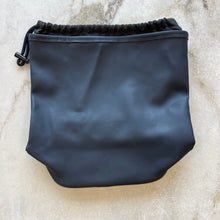 Charger l&#39;image dans la galerie, Sac pochette Prada
