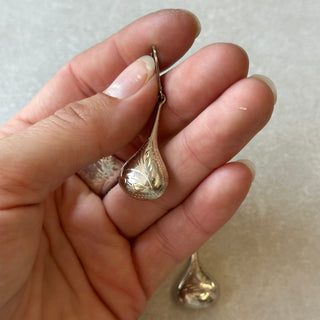 Boucles d'oreilles gouttes gravées