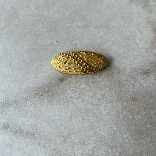 Broche ovale