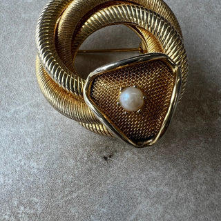 Broche torsadée vintage