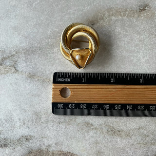 Broche torsadée vintage