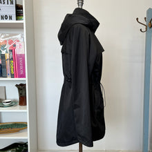 Charger l'image dans la galerie, Manteau de pluie parka jacket Theory
