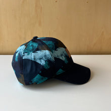 Charger l&#39;image dans la galerie, Casquette bleue Deux par Deux
