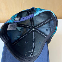 Charger l&#39;image dans la galerie, Casquette bleue Deux par Deux
