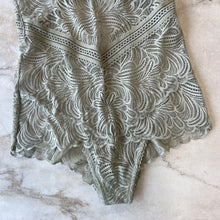 Charger l'image dans la galerie, Déshabillé Montelle
