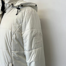 Charger l&#39;image dans la galerie, Manteau Kanuk blanc
