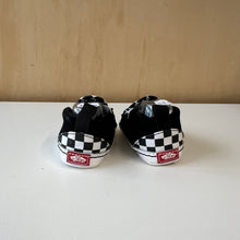 Charger l'image dans la galerie, Chaussures pour bébé Vans
