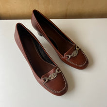 Charger l&#39;image dans la galerie, Chaussures Etienne Aigner
