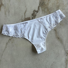 Charger l&#39;image dans la galerie, Culotte Simone Pérèle blanche
