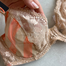 Charger l'image dans la galerie, Soutien-gorge Andres Sarda ligné
