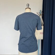 Charger l&#39;image dans la galerie, Chandail homme ethica Attraction bleu
