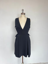 Charger l&#39;image dans la galerie, Robe BCBG Maxazria
