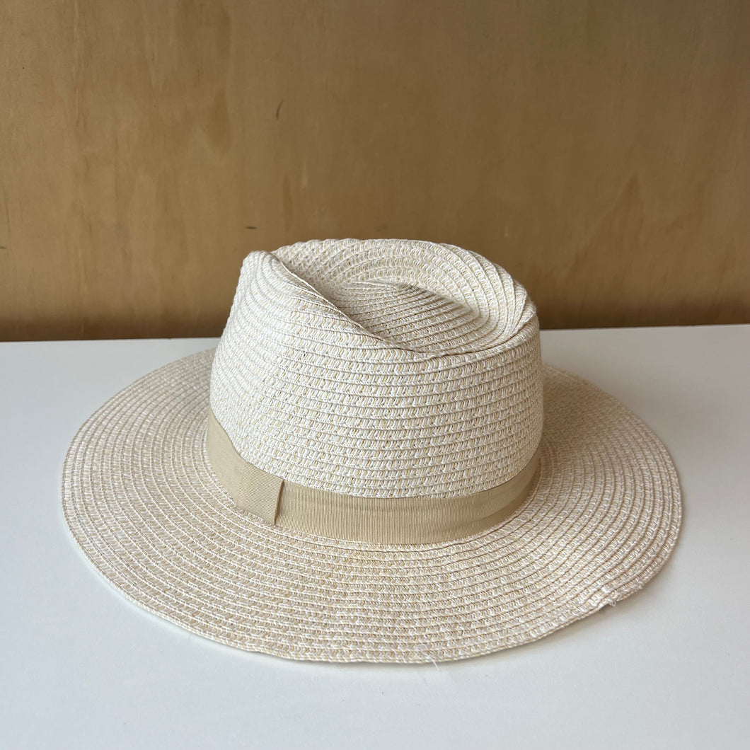 Chapeau Sole Society