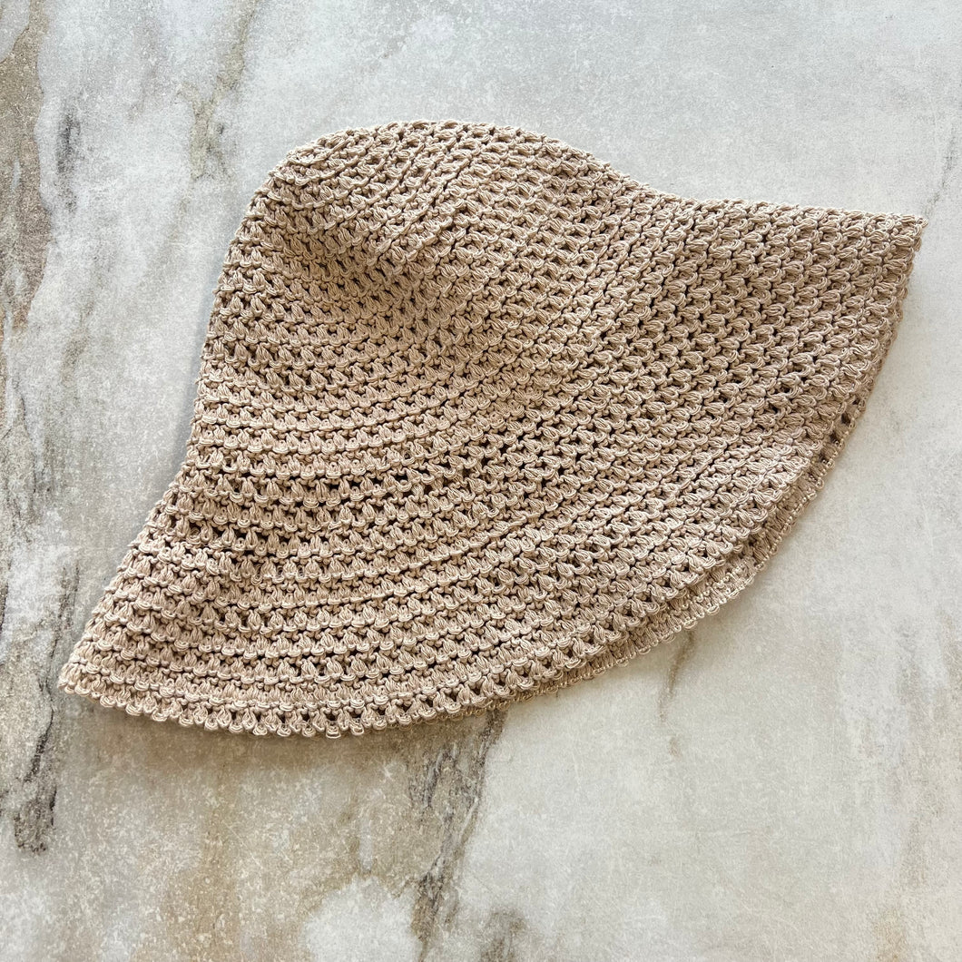 Chapeau Liz Claiborne