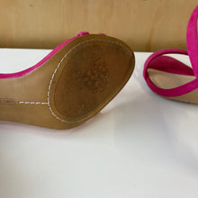 Charger l&#39;image dans la galerie, Escarpins Vince Camuto

