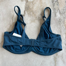 Charger l'image dans la galerie, Haut de bikini bleu Simone Pérèle
