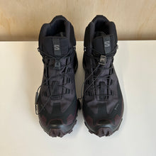 Charger l'image dans la galerie, Bottes de randonnées Salomon Cross Hike GTX pour femmes - Les Mal-Aimés ❤️‍🩹
