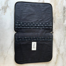 Charger l'image dans la galerie, Pochette à picots Ganni
