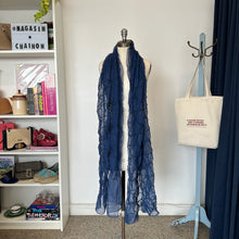 Charger l'image dans la galerie, Foulard bleu Cristian Chenail
