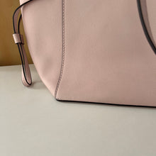 Charger l&#39;image dans la galerie, Sac à main Michael Kors
