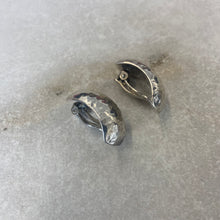 Charger l&#39;image dans la galerie, Boucles d&#39;oreilles vintage
