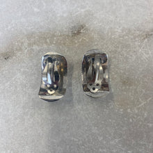 Charger l&#39;image dans la galerie, Boucles d&#39;oreilles vintage

