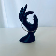 Charger l&#39;image dans la galerie, Bracelet rigide ouvert
